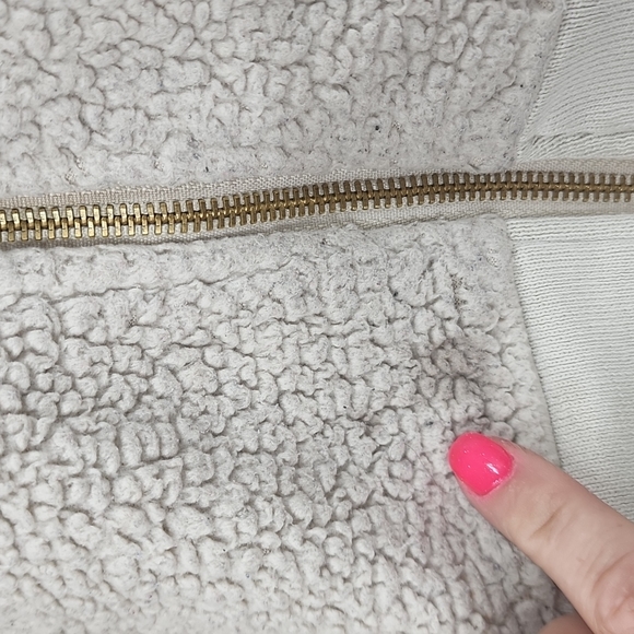 Burton cream colored fleece hooded jacket - Picture 4 of 7